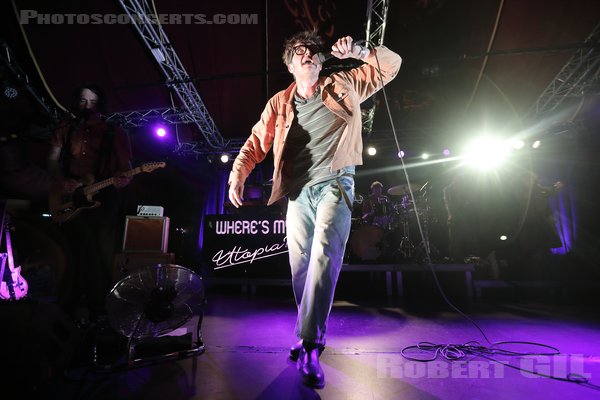 YARD ACT - 2024-04-05 - PARIS - Cabaret Sauvage - 